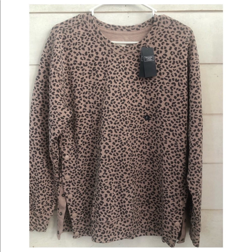 Women's A&F Split-Hem Crew Sweatshirt - Small - NWT